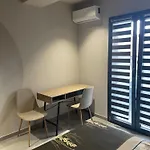 σπιτι στο κέντρο της λάρισας Appartamento *